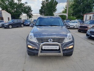 SSANGYONG REXTON 2.0 e-XDI DLX Plus 4WD (Automata) +73E KM+2 ÉV GARANCIA+2.TULAJ+SZ.KÖNYV+BŐR+NAVI+Ü.FŰTÉS+RADAR+V.HOROG+GYÖNYÖRŰ+