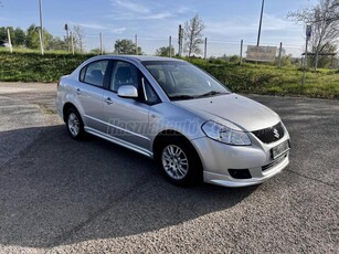 SUZUKI SX4 Sedan 1.6 GS MEGKÍMÉLT ÁLLAPOT/ DIGIT KLÍMA/ KULCS NÉLKÜLI NYITÁS-INDÍTÁS/ ÜLÉS FŰTÉS