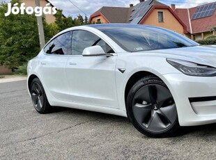 Tesla Model 3 Long Range AWD (Automata) Autó-MO...