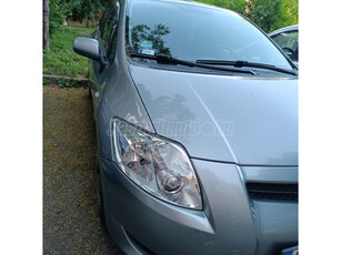 TOYOTA AURIS 1.33 2009