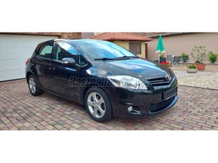 TOYOTA AURIS 1.6 Sérülésmentes