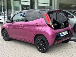 TOYOTA AYGO 1.0 x-play+touch