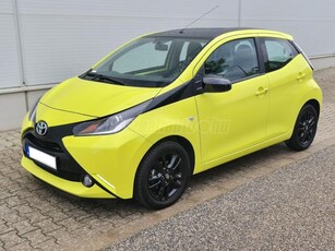 TOYOTA AYGO 1.0 x-travagant+cool x-shift (Automata) MAGYAR! ELSÖ TULAJ!! VÉGIG VEZETETT SZERVÍZKÖNYV!! SÉRÜLÉSMENTES!!