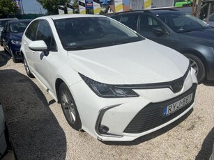 TOYOTA COROLLA Sedan 1.6 Comfort Tech ÁFÁS! Magyarországi! 1. Tulajdonostól! Végig szervizelt!