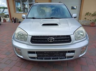 TOYOTA RAV 4 Rav4 2.0 D-4D 4x4