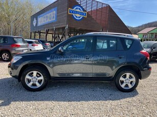 TOYOTA RAV 4 Rav4 2.2 D-4D 4x4 Sol OLASZ VOLT-ROZSDAMENTES.ÚJ KUPLUNGSZETT!!!!!