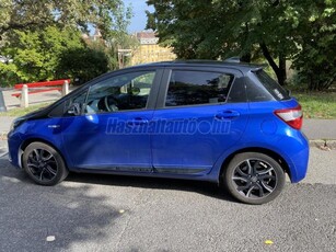 TOYOTA YARIS 1.5 VVT-i Hybrid Selection Smart Blue e-CVT