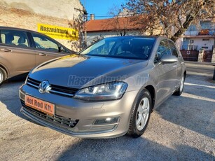 VOLKSWAGEN GOLF 1.6 TDI BMT Trendline DSG NAVI XENON KAMERA ÜVEG TETŐ ÜLÉS FŰTÉS RADAR FÉL BŐR SZERVIZKÖNYV STB