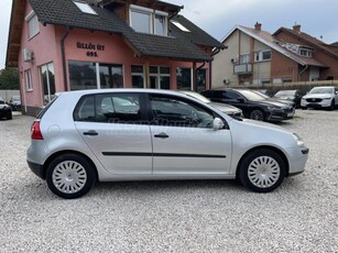 VOLKSWAGEN GOLF V 1.4 Trendline 124.000 KM. KLÍMA. MAGYARORSZÁGI. LEINFORMÁLHATÓ