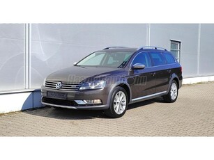 VOLKSWAGEN PASSAT ALLTRACK /ALUKERÉK/V.HOROG/TEMPOMAT/E-H RADAR/ÜLFŰT/EL.CSOMAGTÉR/NAVI/SZERVIZKÖNYV