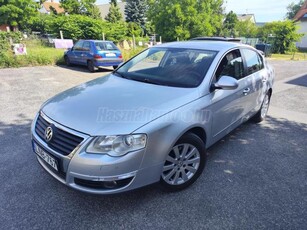 VOLKSWAGEN PASSAT VI 2.0 CR TDI Comfortline DSG 2. tulajdonos megkímélt