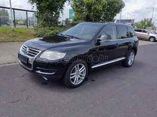 VOLKSWAGEN TOUAREG 3.0 V6 TDI Tiptronic ic 3.5T VONTATÁS!!!!LÉGRUGÓ!!!NAVIGÁCIÓ!!!!BŐR BELSŐ!!!19-ES ALUKERÉK!!!!NAPFÉNYTET