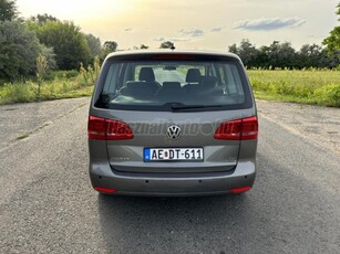 VOLKSWAGEN TOURAN 1.6 CR TDI Trendline Webasto. tempomat. vonóhorog