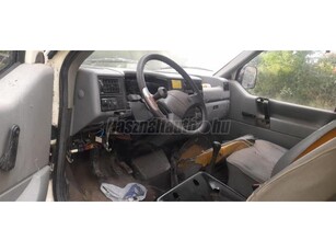 VOLKSWAGEN TRANSPORTER T4 2.4 70A 1F2 O