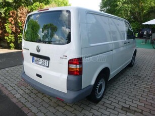 VOLKSWAGEN TRANSPORTER T5 2.5 TDI 4Motion