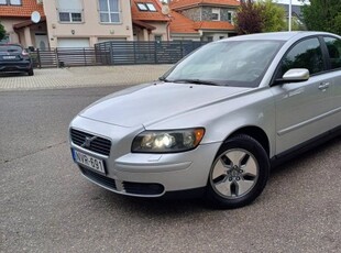 Volvo S40 1.6 D Momentum Bőr belső - Xenon