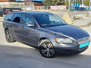 VOLVO V50 1.6 D Kinetic DIGITKLÍMA-ALUFELNI-FELBŐR-VEZ.SZKÖNYV-SZÉP ÁLLAPOT