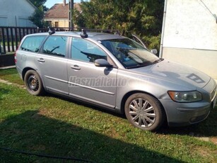 VOLVO V50 2.0 D Momentum