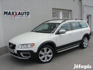 Volvo XC70 2.4 D [D5] AWD Momentum Geartronic C...