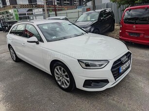 AUDI A4 Avant 40 TDI Basis S-tronic MEGKÍMÉLT !