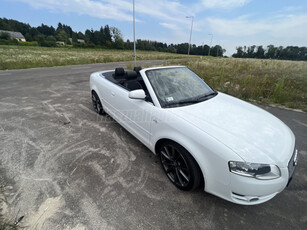 AUDI A4 CABRIO 1.8 T