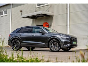 AUDI Q8 55 TFSI e quattro Tiptronic ic VADI ÚJ. 12km. FULL-FULL felszereltség. S-Line. Zöld Rendszám