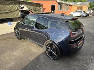 BMW I3 i3s 120Ah (Automata) I3S.FULLEXTRA.PANORÁMATETŐ.KULCSNÉLKÜLI/NAVIPROF/GY