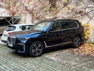 BMW X7 xDrive40i (Automata) (6 személyes ) Minden létező extra/HUD/B&W/Panoráma tető/vonóhorog/masszázs/magyarországi