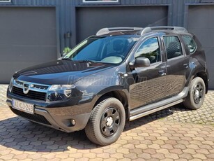 DACIA DUSTER 1.5 dCi Arctic Arctic Music 4x4 ÖSSZKERÉK.1 TULAJ.KLÍMA.2X EL.ABLAK. SZERVIZKÖNYV.2KULCS. 2026/01.VIZSGA