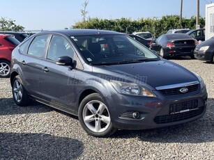 FORD FOCUS 1.6 Ambiente NÉVRE ÍRVA-ÜLÉSFŰTÉS-TEMPOMAT-FRISS MŰSZAKI