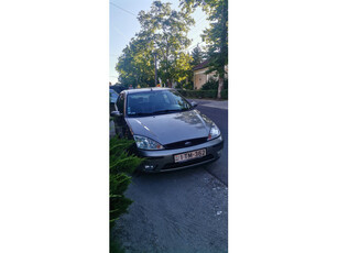 FORD FOCUS 1.6 Ghia