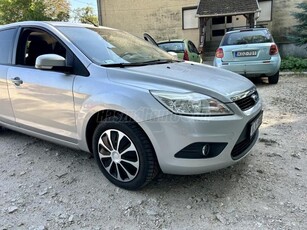 FORD FOCUS 1.6 TDCi Ghia DPF