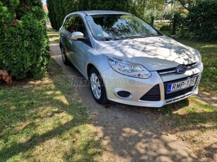 FORD FOCUS 1.6 Ti-VCT Ambiente