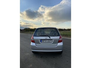 HONDA JAZZ 1.4 ES CVT