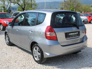 HONDA JAZZ 1.4 ES My. 2005 Digit klíma Alufelni Megkímélt állapot 85eKM!