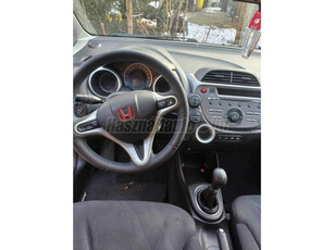 HONDA JAZZ 1.4 S