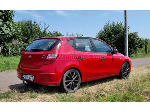 HYUNDAI I30 1.4 DOHC Classic