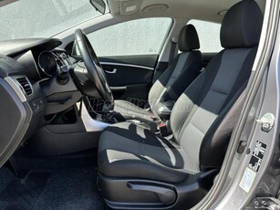 HYUNDAI I30 1.4i Comfort /Klíma-Ülésfűtés-Tolatóradar/ B-67