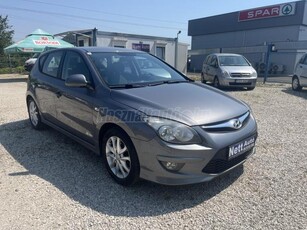 HYUNDAI I30 1.4i Comfort Klima.Tempomat.10 légzsák!