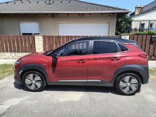 HYUNDAI KONA EV 64kWh Premium Bicolor. full. vonóhorog.garancia