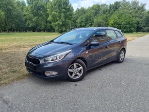 KIA CEE'D SW 1.6 CRDi TX EURO5 TEMPOMAT-ALUFELNI-LED NAPPALI!