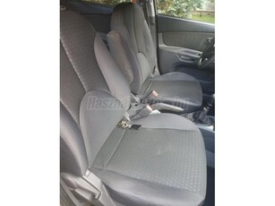 KIA RIO 1.5 CRDi EX