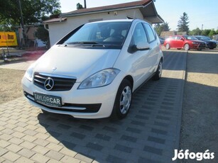 Mercedes-Benz A 150 Blueefficiency Elegance / 1...