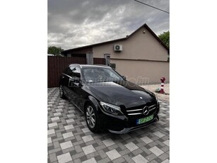 MERCEDES-BENZ C 350 T e PLUG-IN HYBRID 7G-TRONIC 131.000km