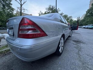 MERCEDES-BENZ C-OSZTÁLY C 240 Elegance (Automata)