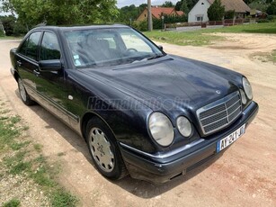 MERCEDES-BENZ E-OSZTÁLY E 300 TD Elegance (Automata)