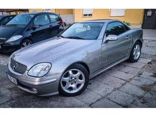 MERCEDES-BENZ SLK 200 Kompressor (Automata)