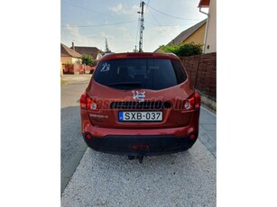 NISSAN QASHQAI+2 2.0 Tekna 4WD