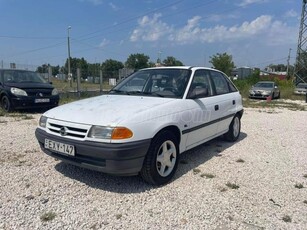 OPEL ASTRA F 1.6 16V GL