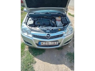 OPEL ASTRA H 1.7 CDTI Enjoy A-H